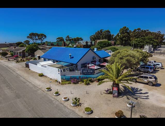 227M² RESTAURANT FOR SALE IN DWARSKERSBOS
